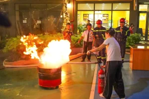 Tập đoàn Bcons diễn tập PCCC cho cư dân